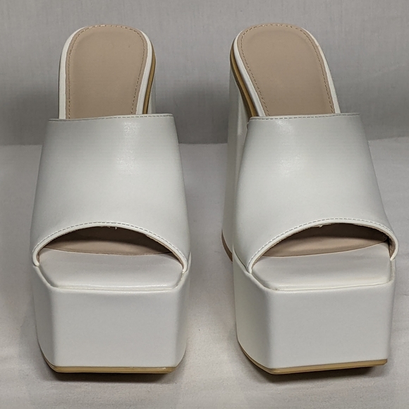 NEW ZBY Womens Square Platform Heel Sz 7 white - Picture 3 of 4